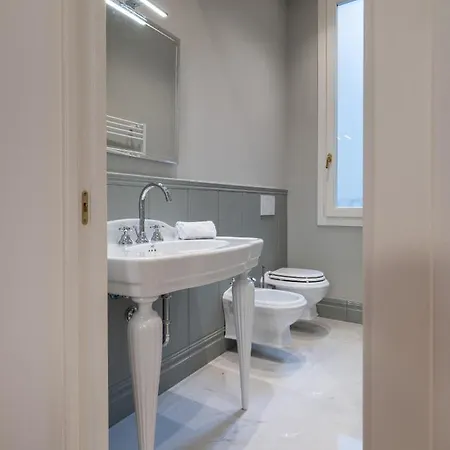 Apartment Genteel Giraldi *